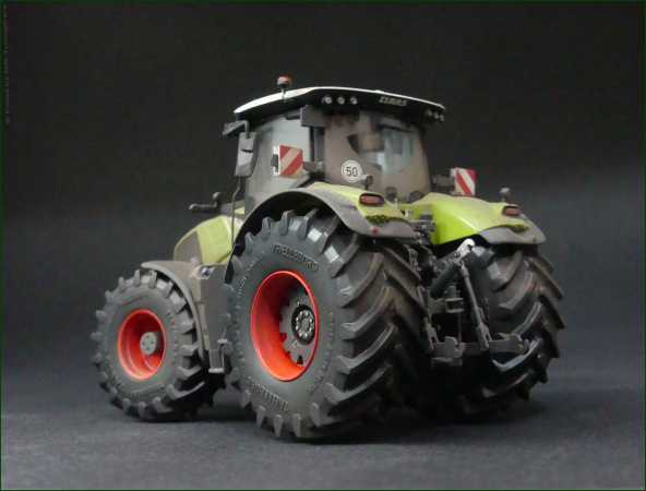 1:32 Traktor Claas Axion 850 by Wiking - Dreck 500 Stk.Edition